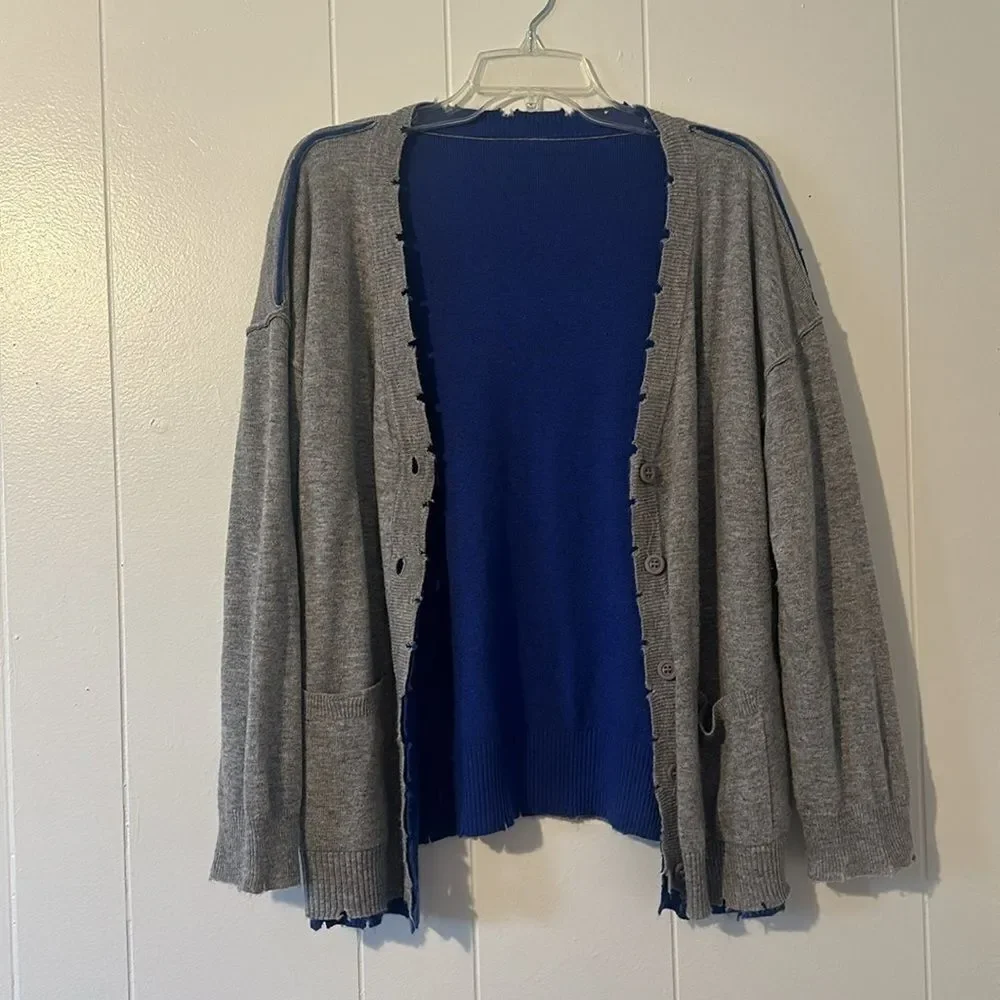 FATE Reversable Distressed Oversized Cardigan Small medium Gray Blue